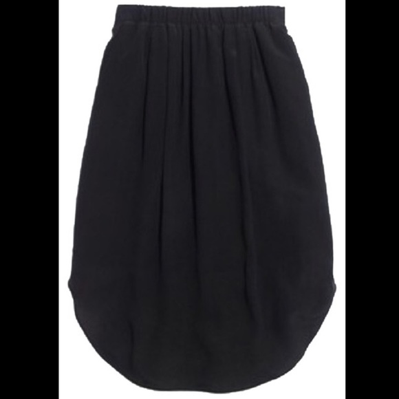 COPY - Madewell silk island midi skirt - Picture 2 of 6